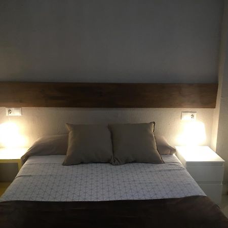 Apartamento con BBQ. H de la Reina Kordoba Bagian luar foto