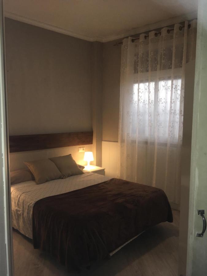 Apartamento con BBQ. H de la Reina Kordoba Bagian luar foto