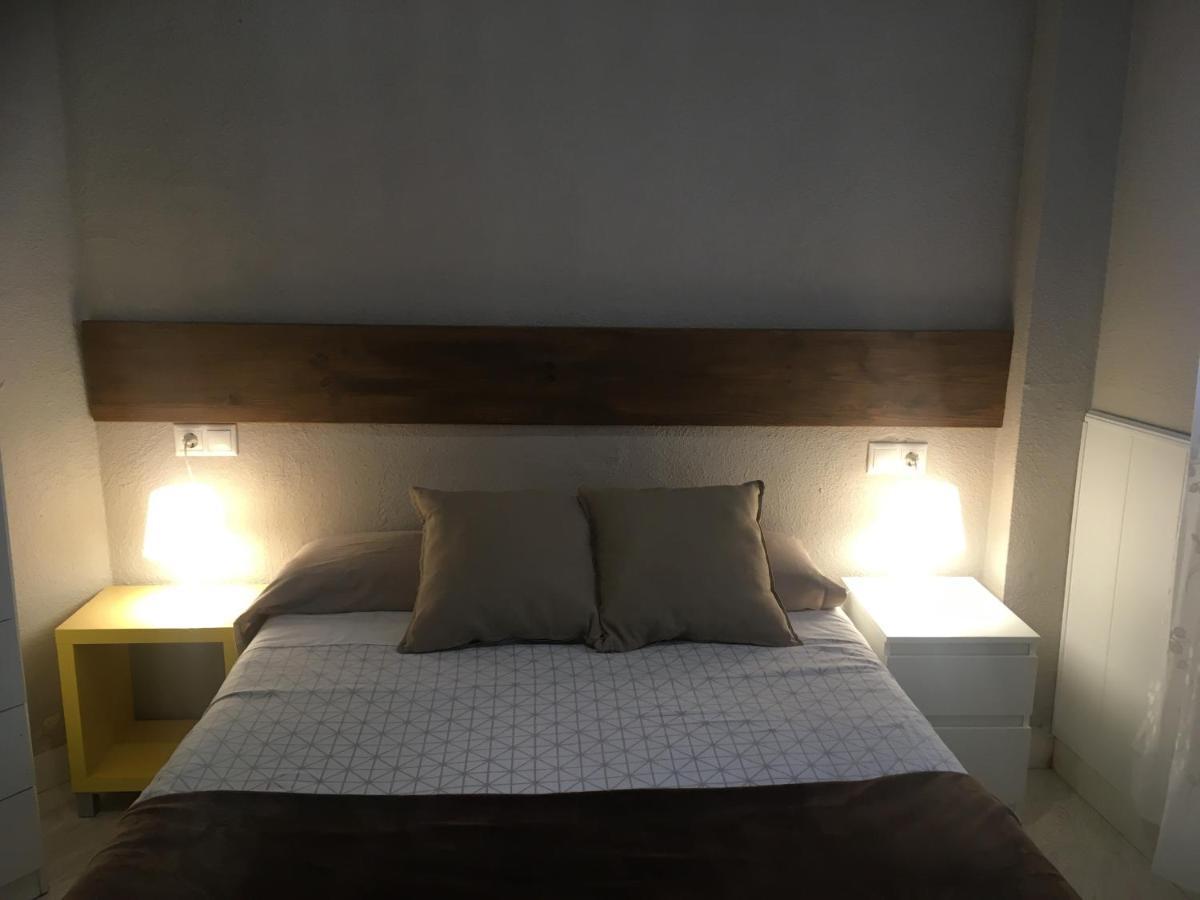 Apartamento con BBQ. H de la Reina Kordoba Bagian luar foto