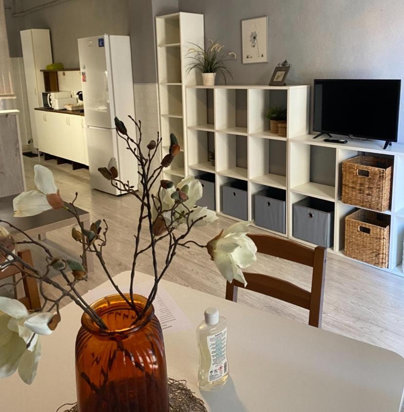 Apartamento con BBQ. H de la Reina Kordoba Bagian luar foto